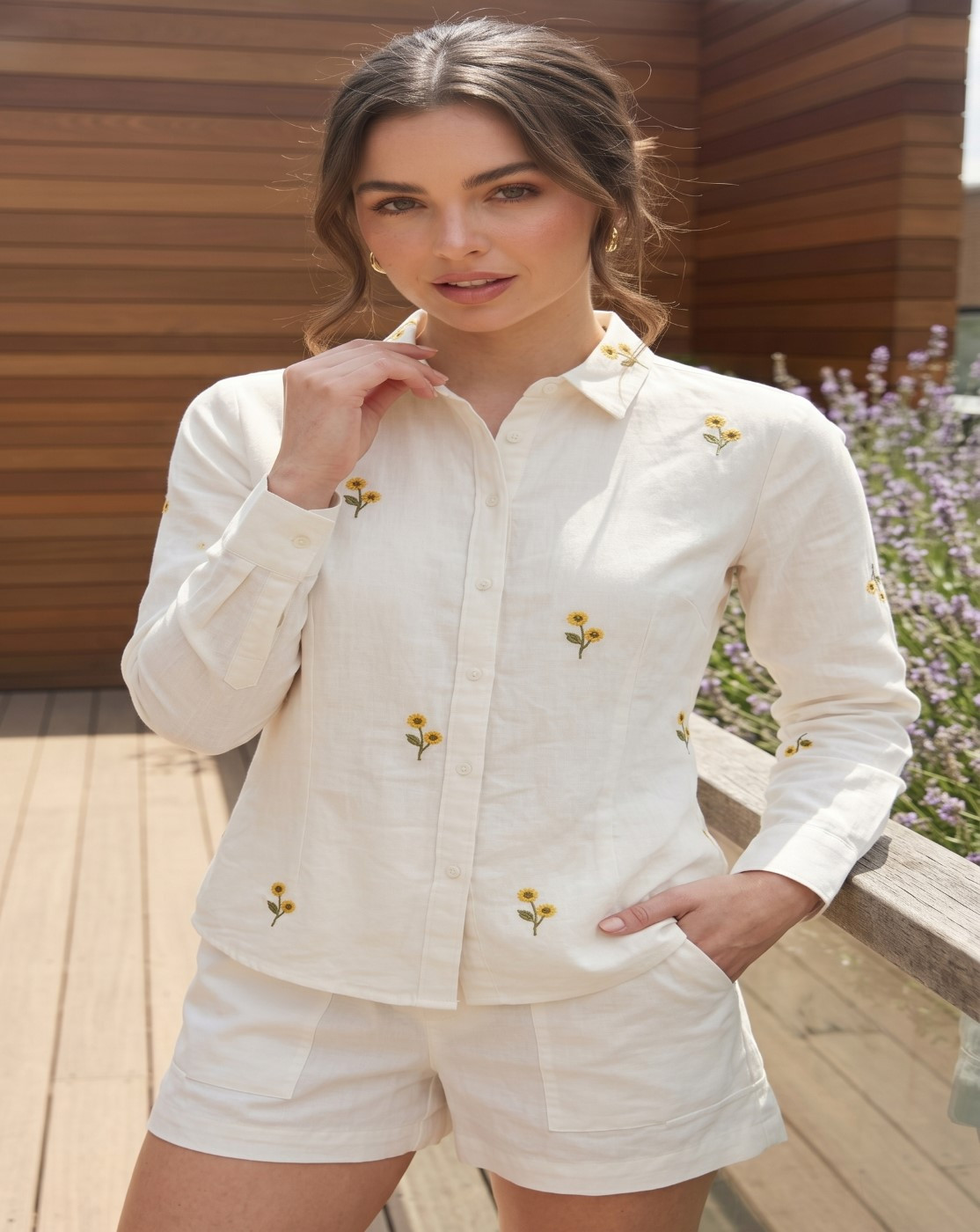 women emb sun flower shirt (white)