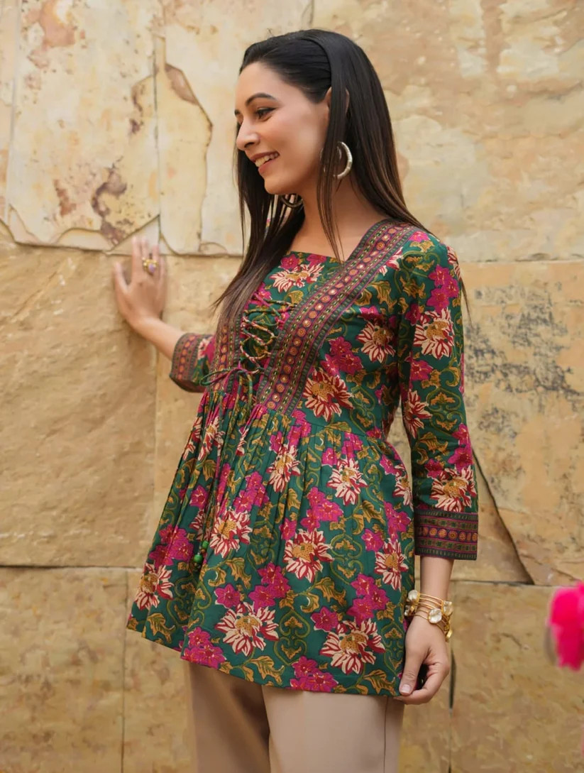 women green floral printed peplum top