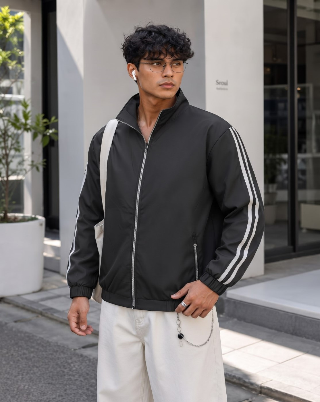 men windcheater jacket (black)